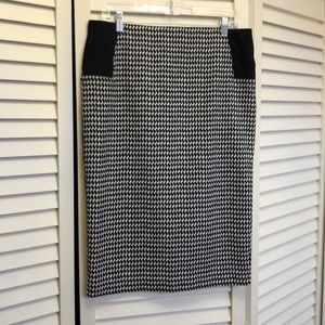 Houndstooth pencil skirt L